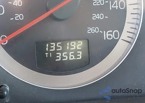 2013 Volvo Xc90 3.2 Premier Plus z USA, uszkodzony, nr VIN YV4952CY5D1666760